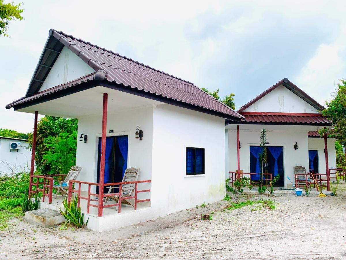 Homestay Resort Koh Rong Sanloem Сіануквіль Екстер'єр фото