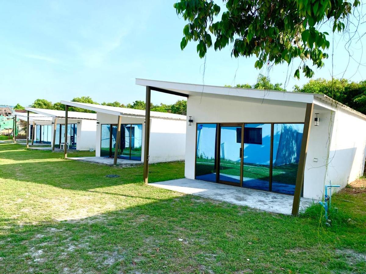 Homestay Resort Koh Rong Sanloem Сіануквіль Екстер'єр фото